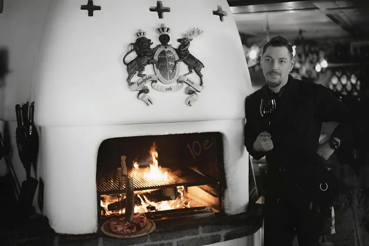 Über uns georg am kamin